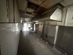 East Village (D16), Retail #579084011